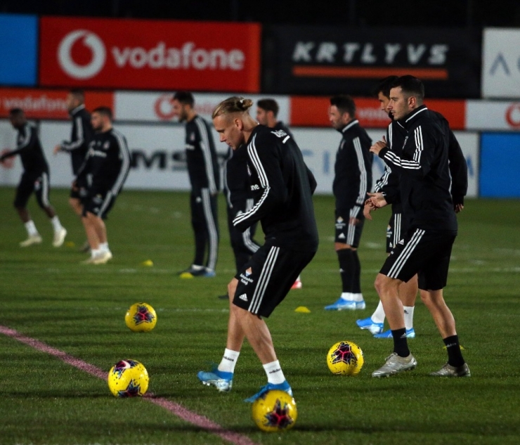 Beşiktaş Derbi Hazırlıklarını Tamamladı