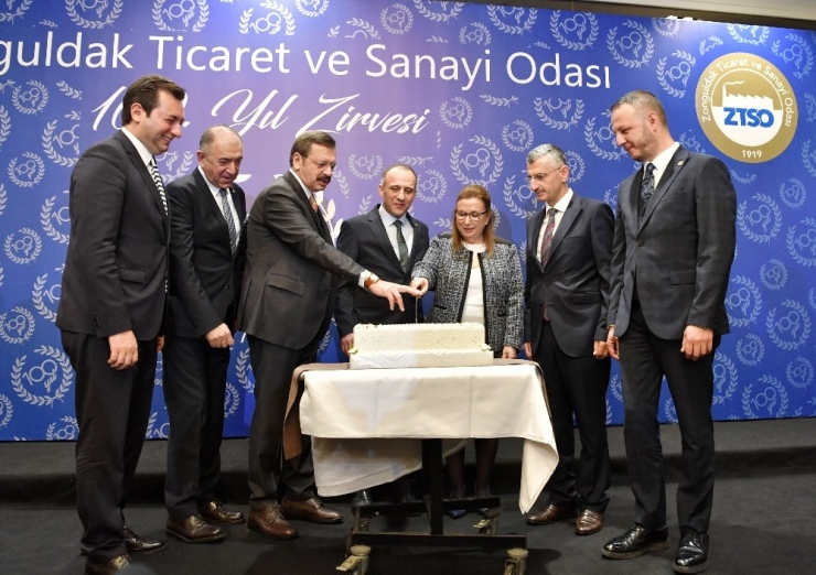 Bakan Pekcan: "2020 Yılının Küresel Ekonomide Daha Rahat Bir Yıl Olacağını Ve Türkiye İçin De Başarılı Yıl Olacağını Öngörüyoruz"