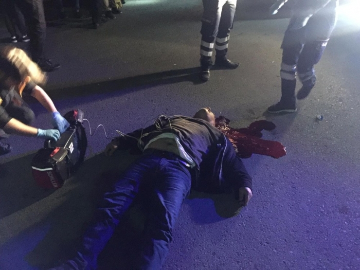 Muhtarı Sokak Ortasında Öldürdüler