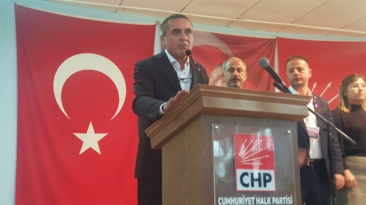 Kuşadası Chp’de Başkan Mehmet Gürbilek Güven Tazeledi