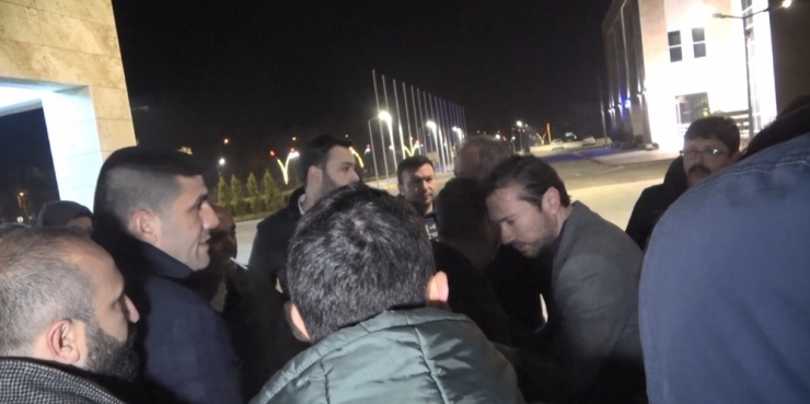 Silahlı Saldırıya Uğrayan İyi Partili Başkan’dan İlk Açıklama: “Namluyu Görünce Eğildim”