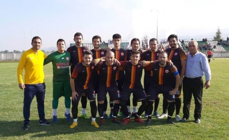 Salihli Emirspor Şampiyonluğunu İlan Etti