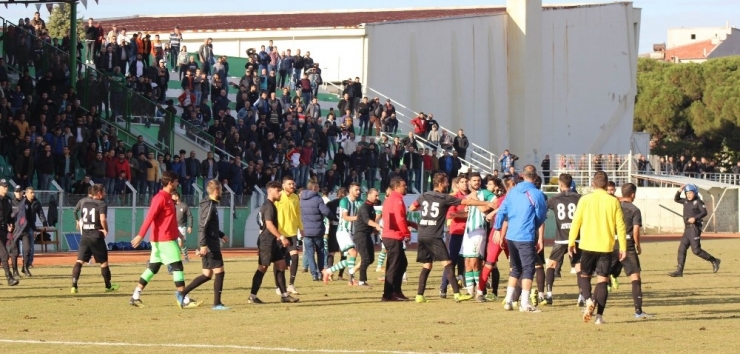 Afdk, Salihli Belediyespor’u 3-0 Galip İlan Etti