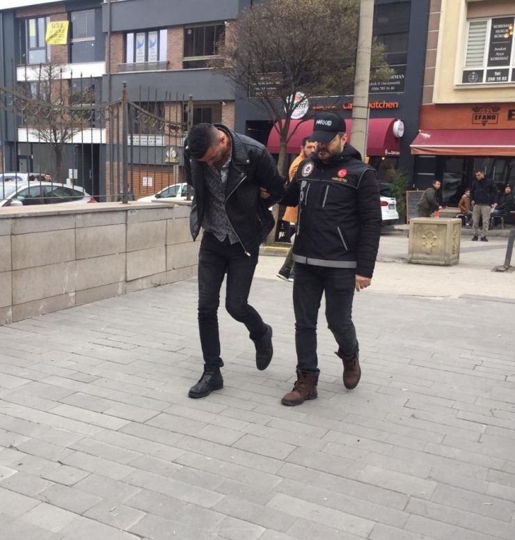 Uyuşturucu Şüphelileri Adliyede