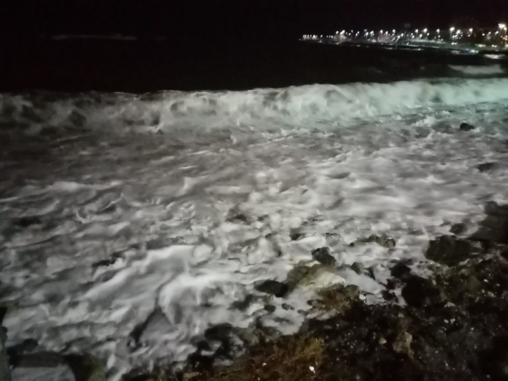 İstanbul’da Lodos Etkili Oluyor