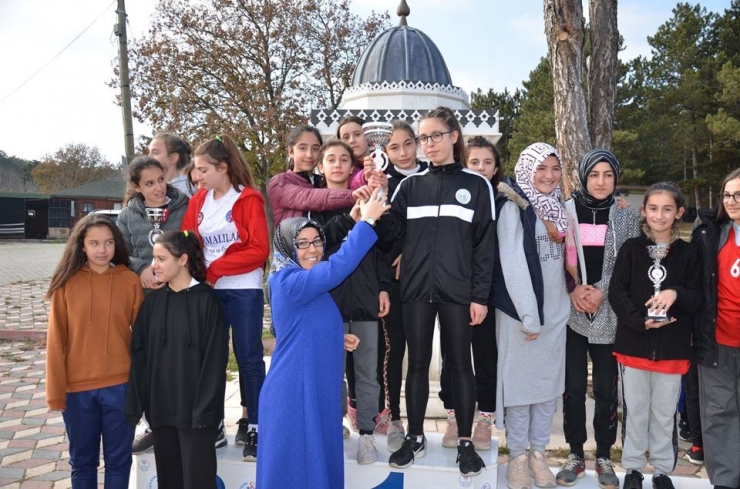 Bilecik’te Kros Yarışları Yapılmaya Başladı