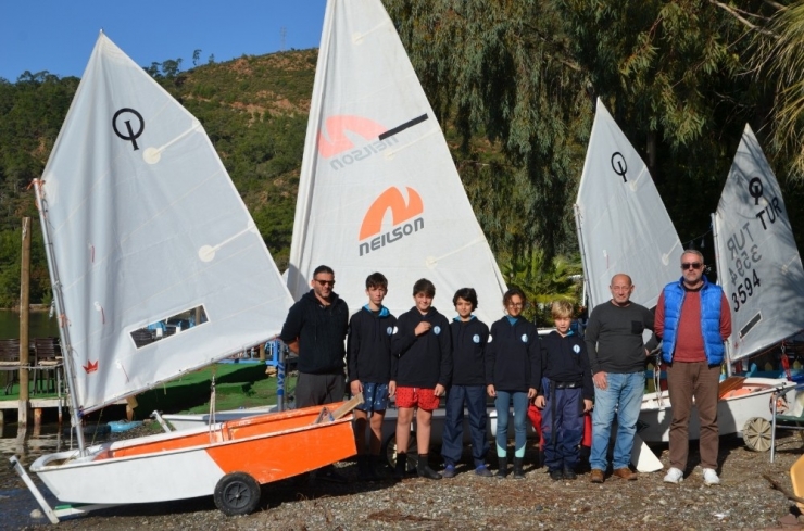 Marmaris’in Minik Yelkencileri