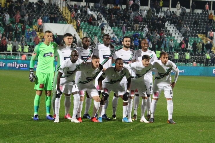 Süper Lig: Denizlispor: 0 - Alanyaspor: 3 (İlk Yarı)