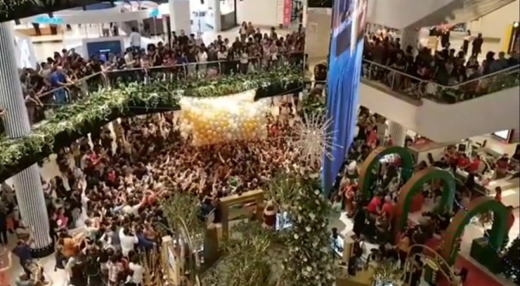 Avustralya’da Avm’de Balon İzdihamı: 17 Yaralı