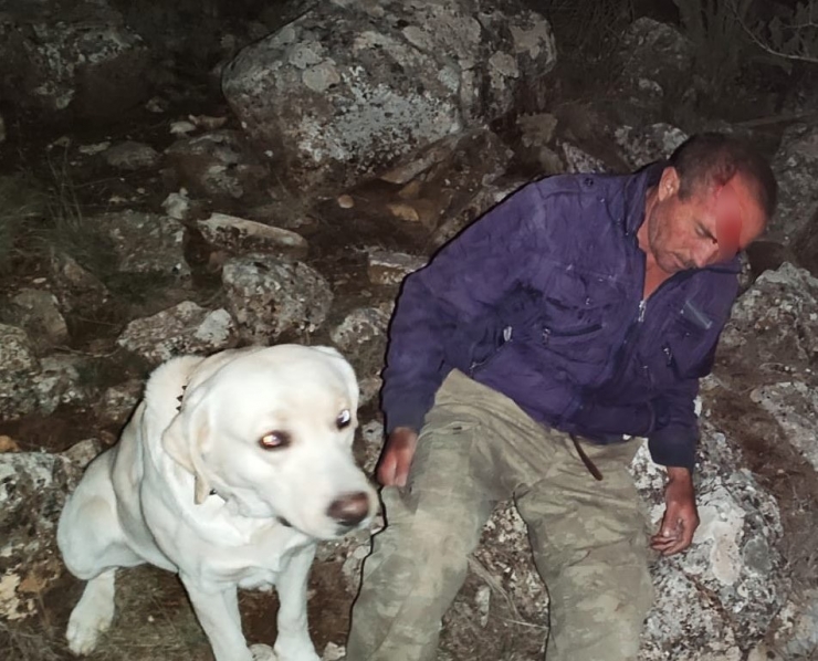 "Ölüme Gidiyorum" Dedi, Yaralı Bulundu