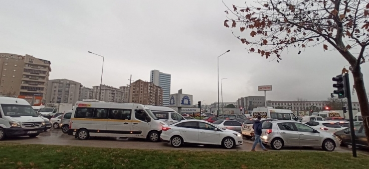 Bursa’da Trafik Resmen Durdu