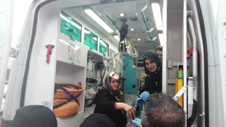 Çekmeköy’de İett Otobüsü Yan Yattı: 1’i Ağır 12 Yaralı