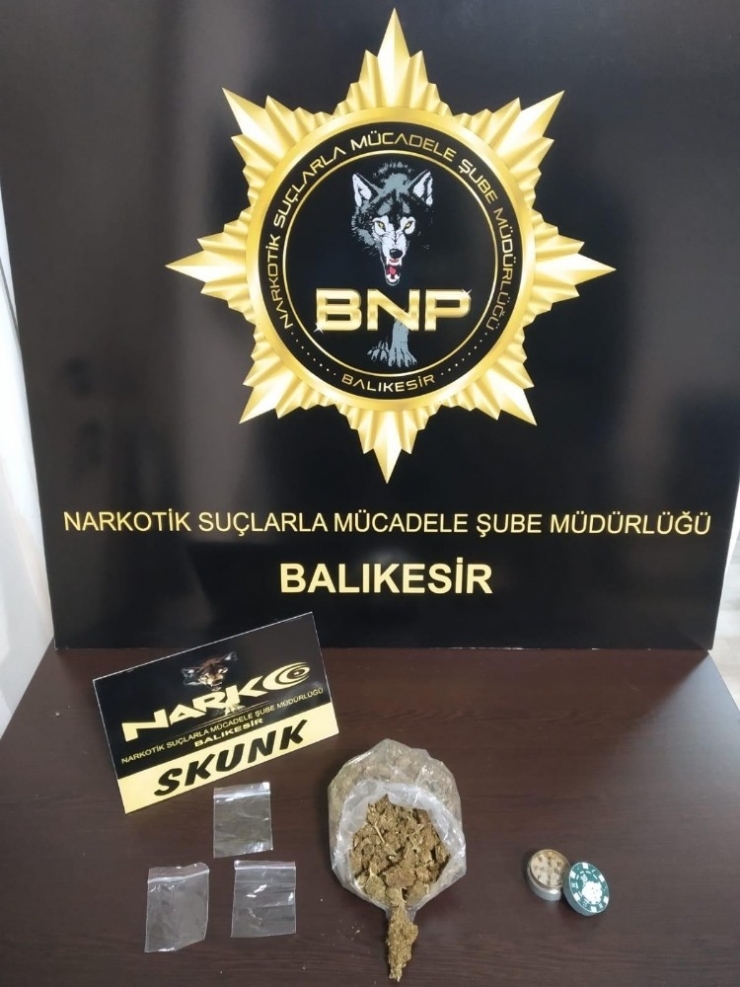 Dedektör Köpek Baht’dan, Tam İsabet