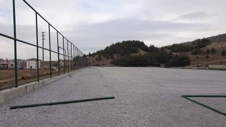 Devrekani Stadyumunda Rehabilitasyon Çalışmaları Sürüyor