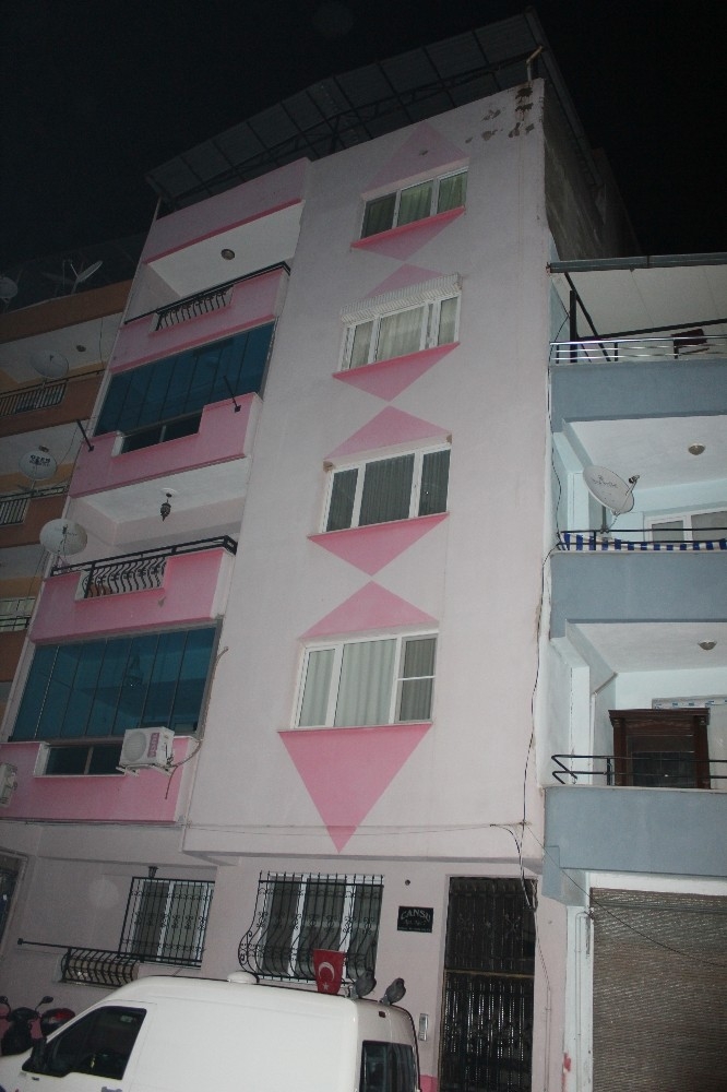 Bunalıma Giren Doktor İntihar Etti