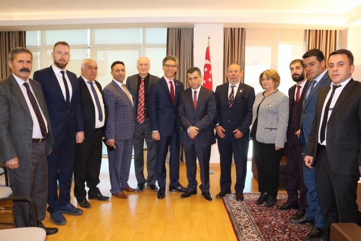 Büyükelçisi Tow, Sankon Aracılığı İle Yatırımcı Çağrısında Bulundu