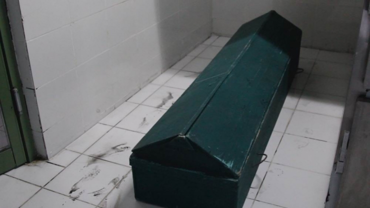 İran Sınırında Erkek Cesedi Bulundu