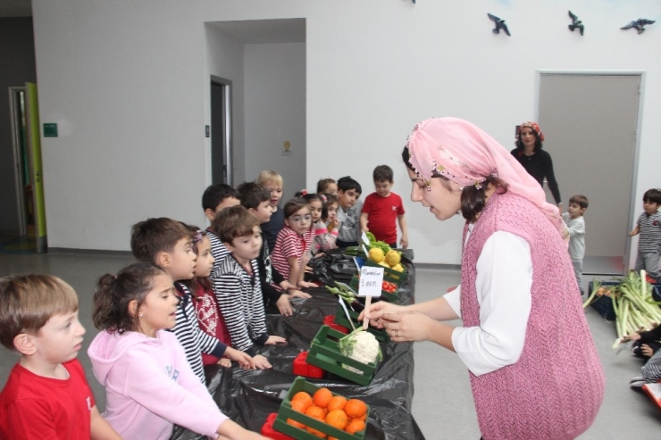 Pazar Öğrencilerin Ayağına Geldi