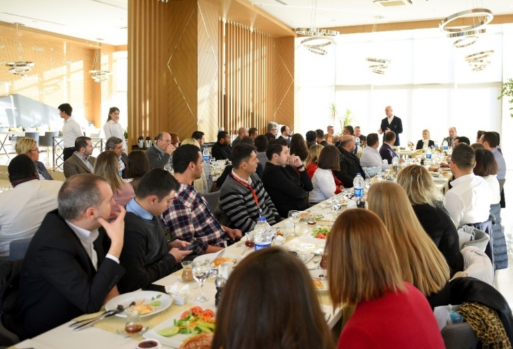 Antalya Osb’de Dış Ticaret Platformu Kuruldu