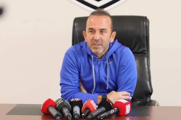 Mehmet Özdilek: “Devre Arasında Muhakkak Kadromuza Takviyeler Yapmak Zorundayız”
