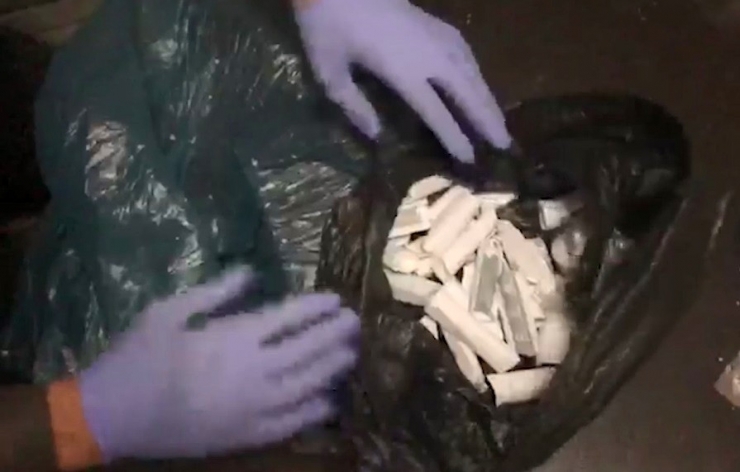 Elazığ’da Kapılar Kırıldı, Uyuşturucu Tacirleri Yakalandı: 6 Gözaltı