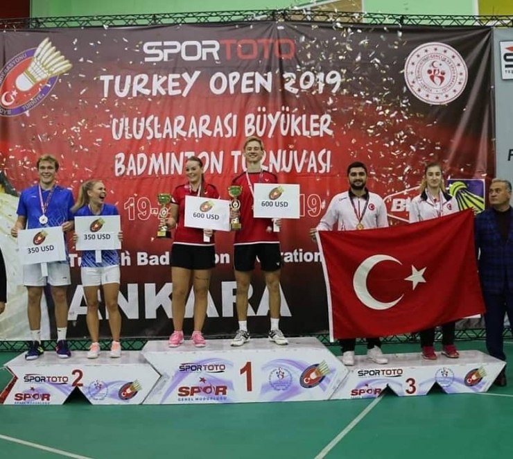 Erzincanlı Milli Badmintoncuların Uluslararası Başarıları Devam Ediyor
