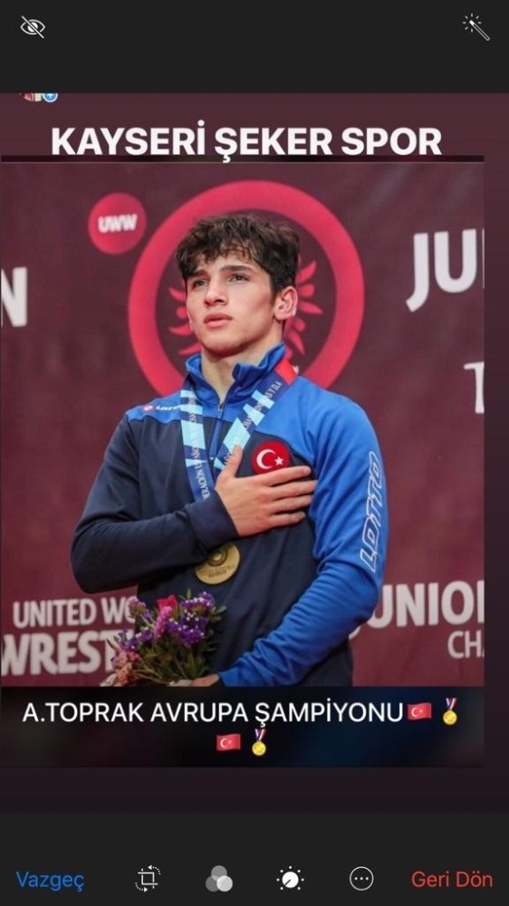 Kayseri Şekerspor Kulübü Güreş Şampiyonasında Takım Halinde Türkiye Üçüncüsü Oldu