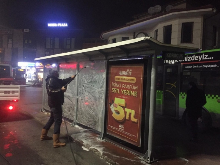 Sakarya’da İlçe Garajlarında Yolcu Durakları Temizleniyor