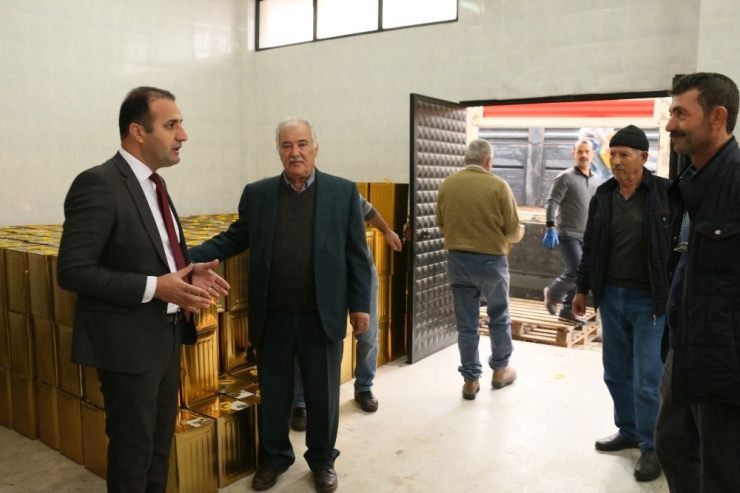 Torbalı’dan Atatürk Orman Çiftliğine 16 Ton Bal