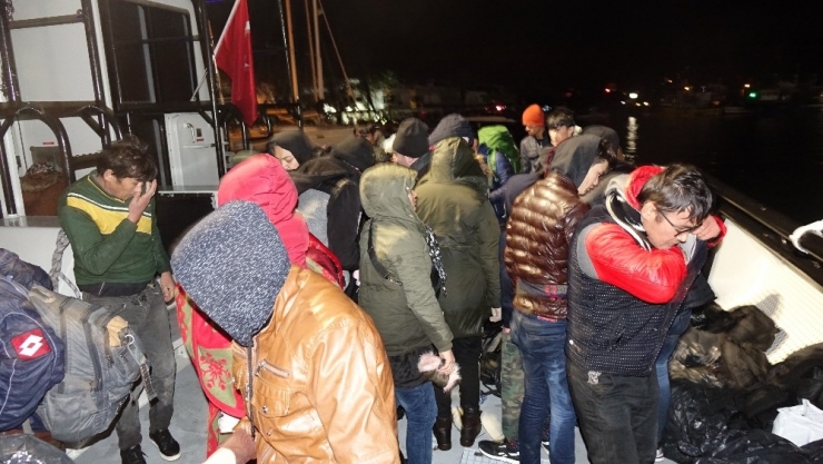 Çanakkale’de 82 Mülteci Yakalandı