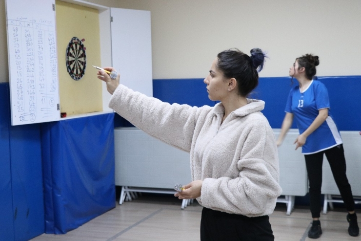 Dart’lar Okullar Arası İl Birinciliği İçin Atılıyor