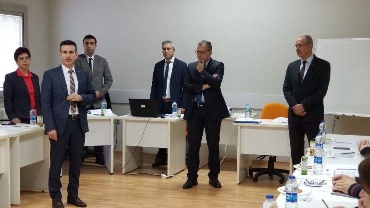 Gazetecilere E-belge Ve E-defter Uygulamaları Anlatıldı