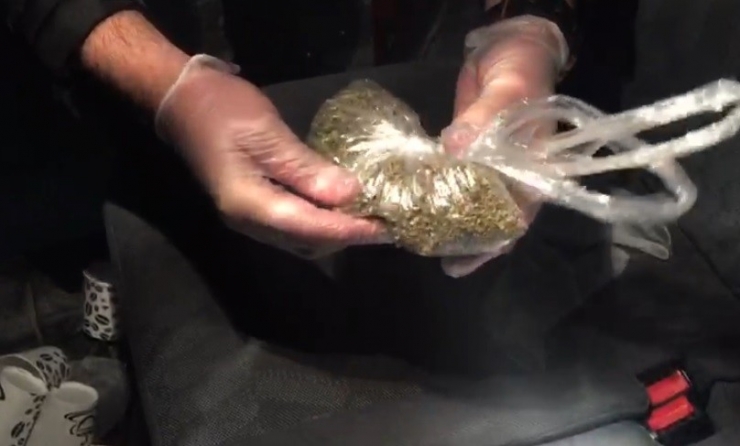 Polisten Uyuşturucu Operasyonu