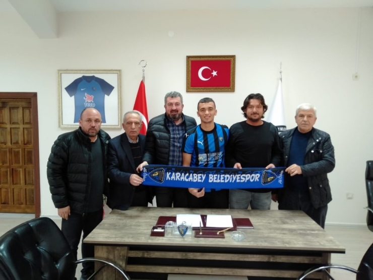 Murat Karadeniz Karacabey Belediyespor’da