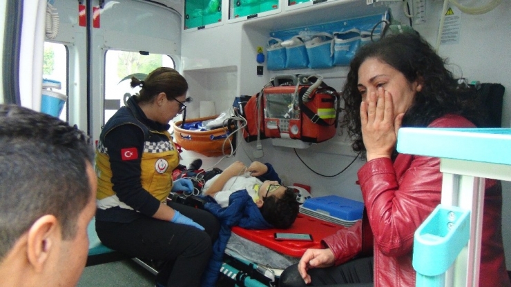 Yaya Geçidinde Çocuğa Çarpan Sürücüden Gazetecilere Tepki