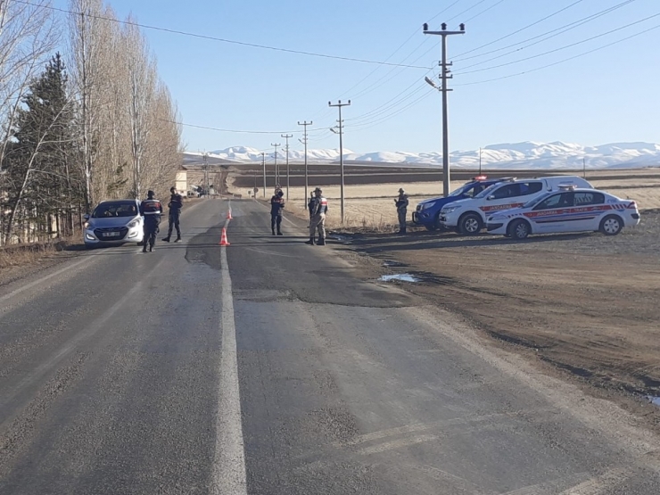 Jandarmadan Sürücülere ’Kış’ Denetimi