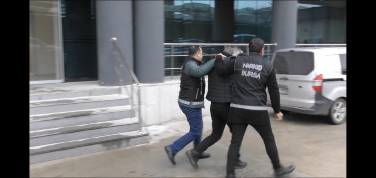 Piyasa Değeri 500 Bin Tl Olan Uyuşturucu Sobanın İçinde Ele Geçirildi