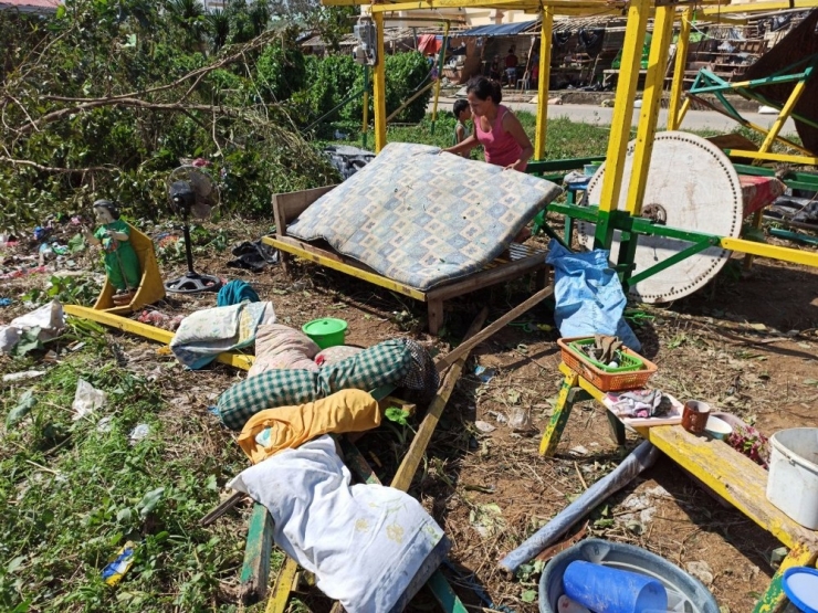 Filipinler’deki Tayfunda Ölü Sayısı 28’e Yükseldi