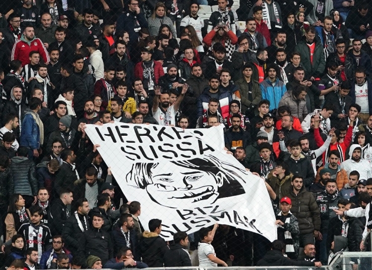 Süper Lig: Beşiktaş: 0 - Gençlerbirliği: 0 (Maç Devam Ediyor)