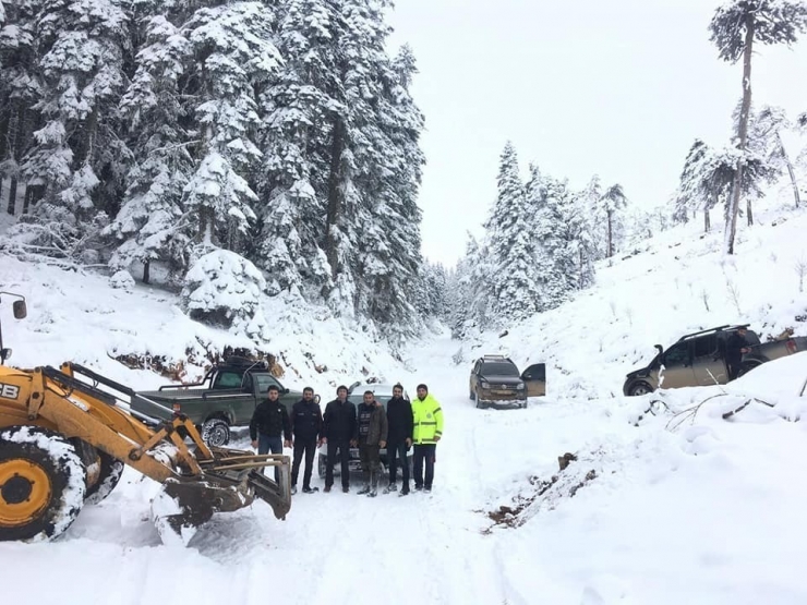 Kömürsu Yaylası’nda Mahsur Kalan Gençleri Belediye Ekipleri Kurtardı