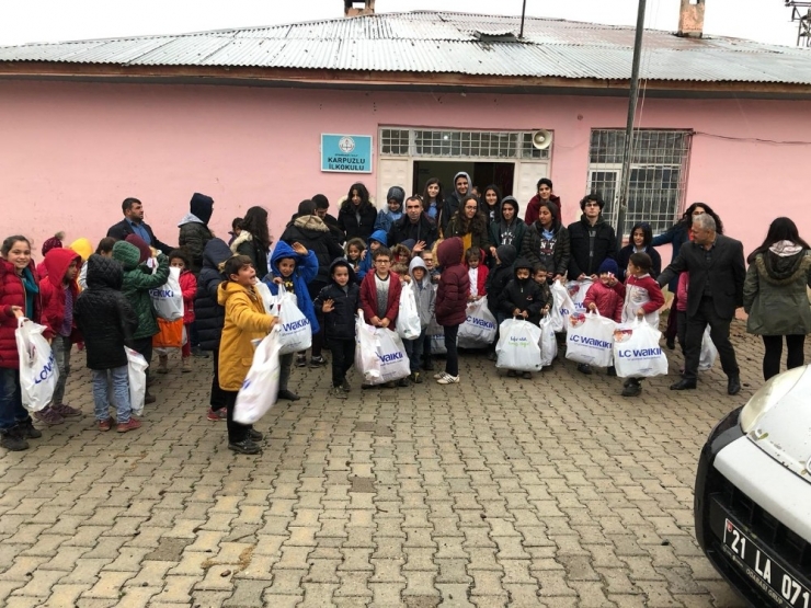 Diyarbakır’da ‘Her Sınıfın Bir Kardeşi Olsun’ Kampanyası