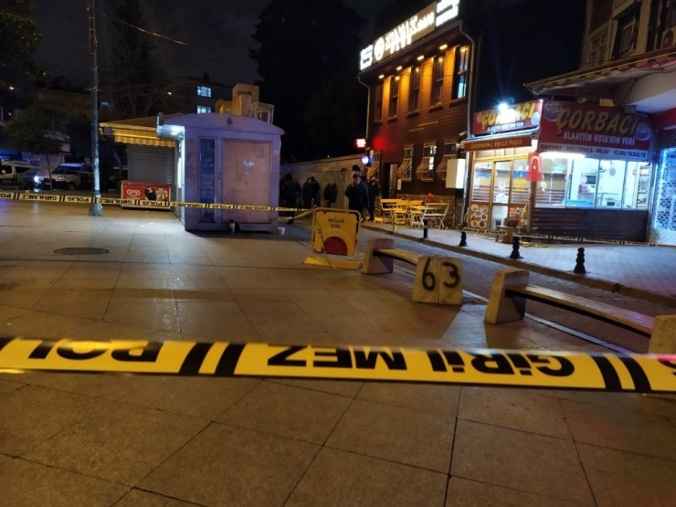 Fatih’te Silahlı Kavga: Önce Arkadaşını Sonra Kendini Vurdu