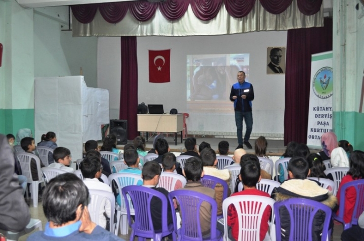 Kütahya Afad’tan Ortaokul Öğrencilerine ‘Afete Hazır Okul’ Eğitimi