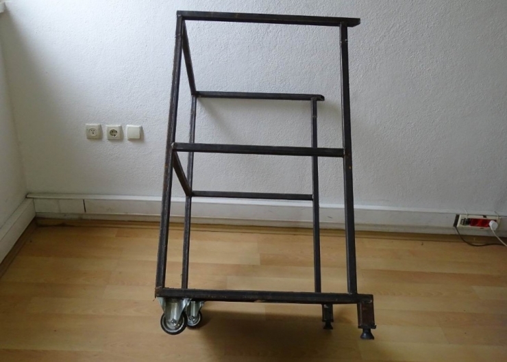 Şaşkın Hırsızlar Çaldıkları Kasayı Düşürüp Kaçtı