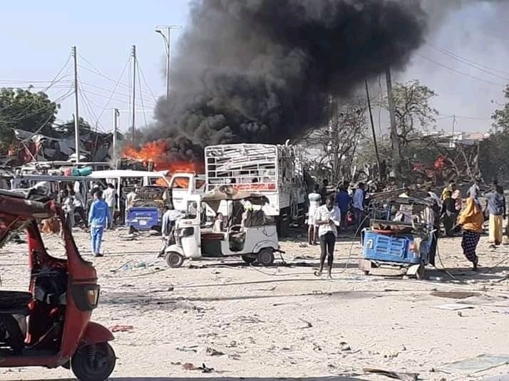 Somali’de Bomba Yüklü Araçla Saldırı: 5 Ölü