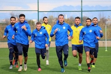 Başakspor‘da Devre Arasında Transfer Rüzgarı