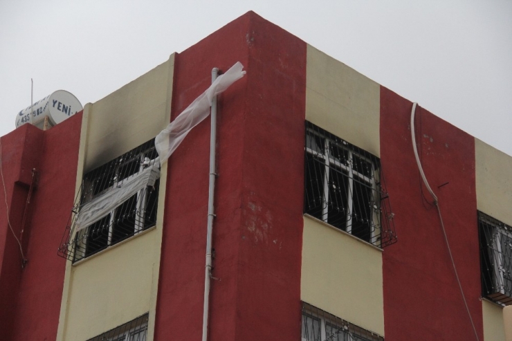 5 Aylık Bebek Beşiğinde Yanarak Öldü