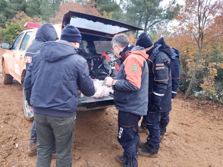 Kayıp Çiftçi Köpekli Ekiplerle Aranıyor