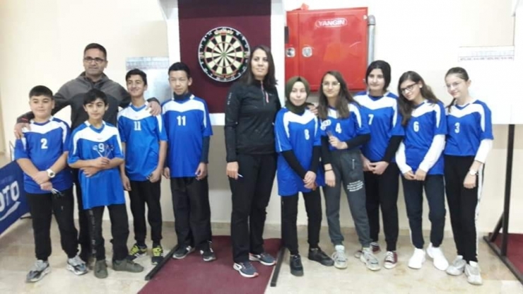 Kadir Boylu Ortaokullu Dartçılardan Çifte Şampiyonluk