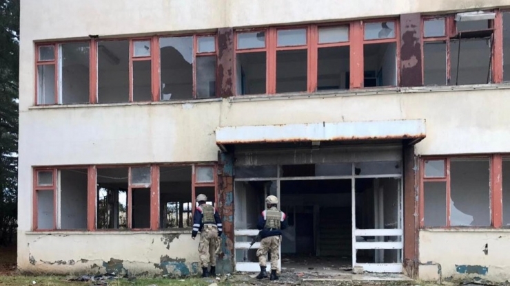 Elazığ’da "Huzur Güven" Uygulaması 22 Şüpheli Yakalandı